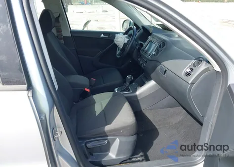 2018 Volkswagen Tiguan Limited 2.0T from USA, damaged, VIN WVGAV7AX4JK002555